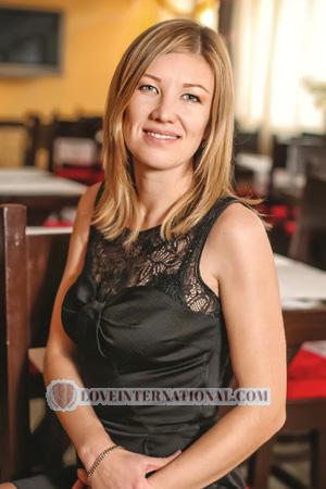 169985 - Elena Age: 38 - Ukraine