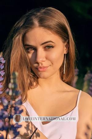 210371 - Anna Age: 21 - Ukraine