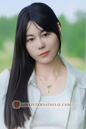 228014 - Xueting Age: 35 - China