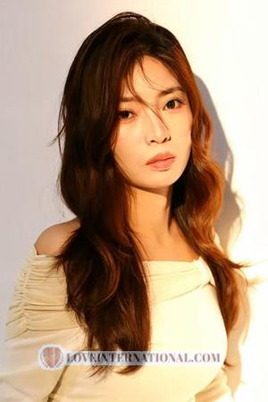 228512 - Jing Age: 33 - China