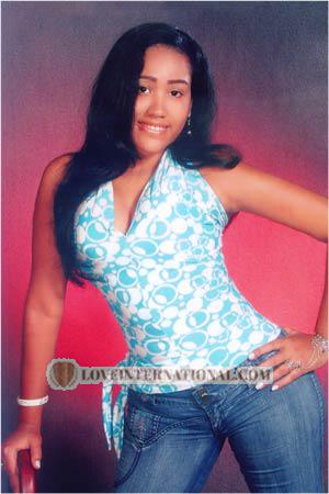 73630 - Itala Age: 27 - Colombia